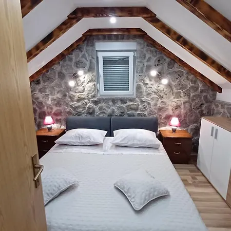 House Maja * Velic